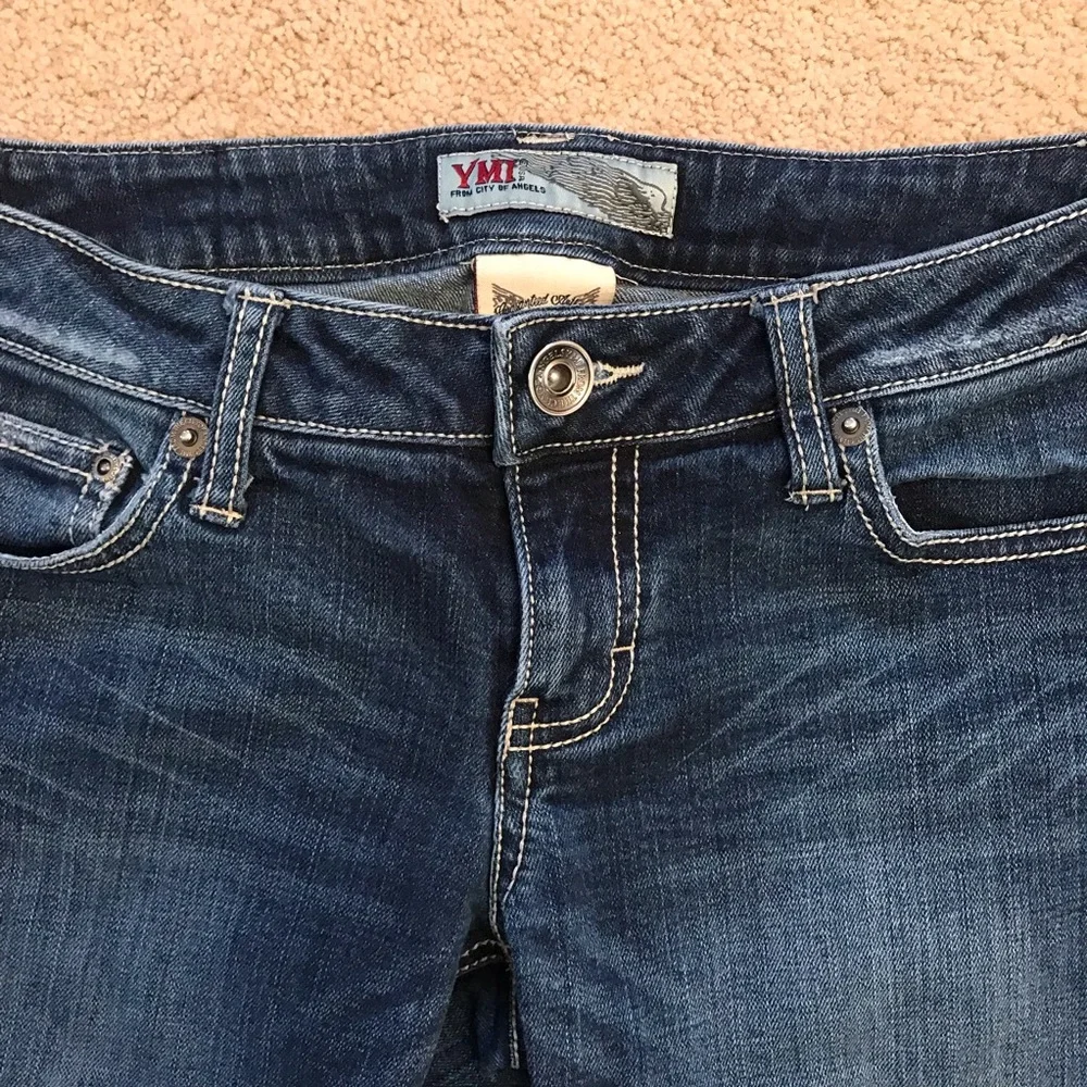 YMI City Of Angeles Denim Bermuda Shorts Sz 7 Slight Distressing Long Length y2k